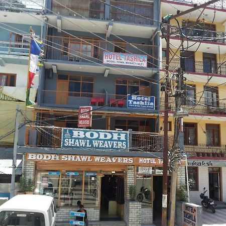 Hotel Tashila Манали Экстерьер фото